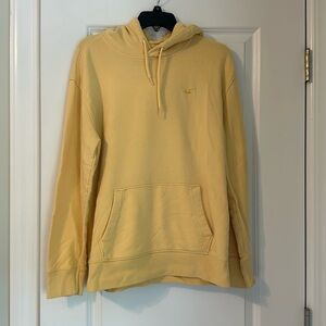 yellow hollister sweatshirt